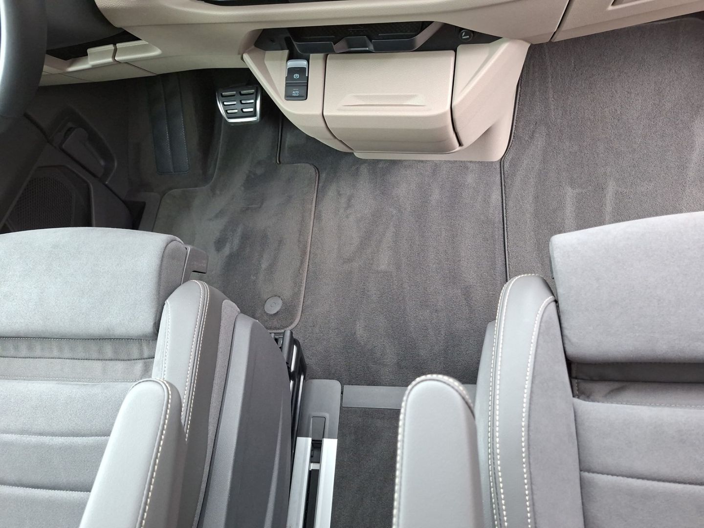 T7 Multivan 1.5 eHybrid DSG 4MOTION KÜ Style *AH