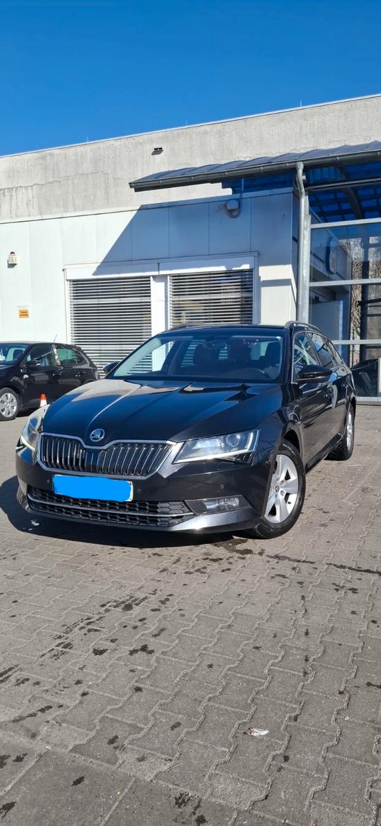 Skoda Superb 1.6 TDI Style Combi