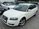 Audi A3 Sportback 2.0 FSI Attraction/S-Heft/AHK/Klima - Audi A3 aus 2005: 2.0