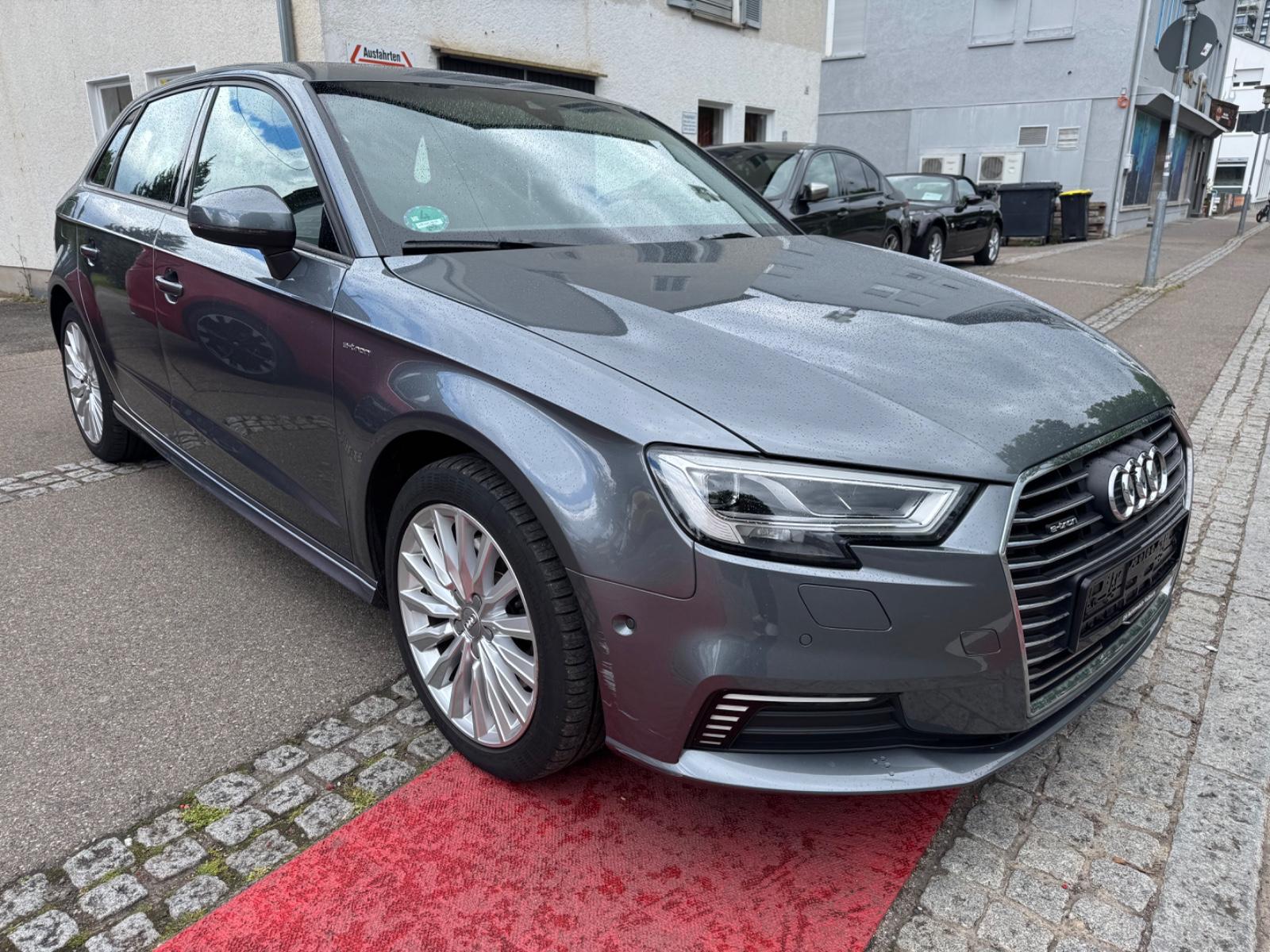 Audi A3 Sportback e-tron sport/ Leder/LED/