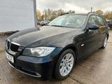 BMW 320 Baureihe 3 Touring 320i - BMW 320 aus 2008: 320i