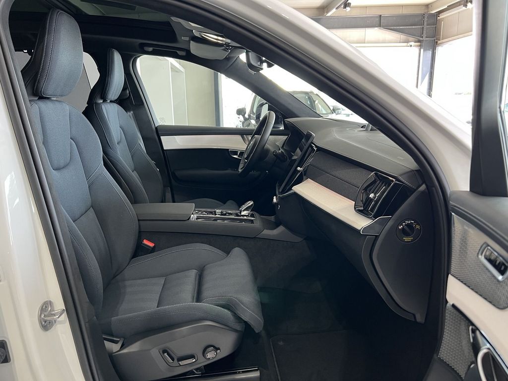 Volvo XC90 T8 Ultra Dark Recharge AWD FACELIFT UPE105K