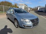 Volkswagen Passat Variant 2.0l TDI SHZ Allwetter TÜV 09/27 - Volkswagen Passat Variant aus 2009
