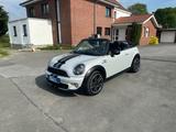 MINI Cooper S Cabrio/Bi-Xenon/Harman-Kardon/17-Zoll - silberne MINI Cooper S Cabrio
