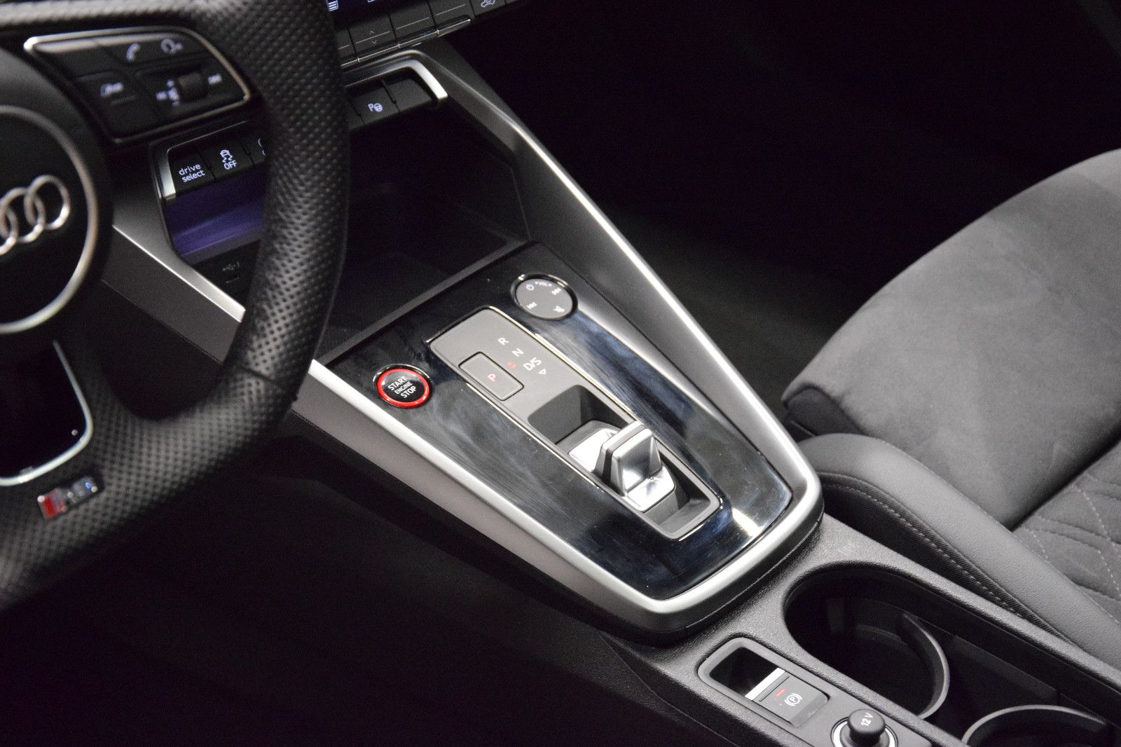 Fahrzeugabbildung Audi RS3 Sportback 2.5 TFSI Massage B&O Pano ACC B&O