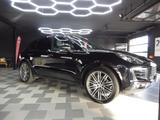 Porsche Macan S Diesel Spur/TW/Luft/Pano/BOSE/Kam/AHK - Porsche Macan T mit Diesel-Antrieb
