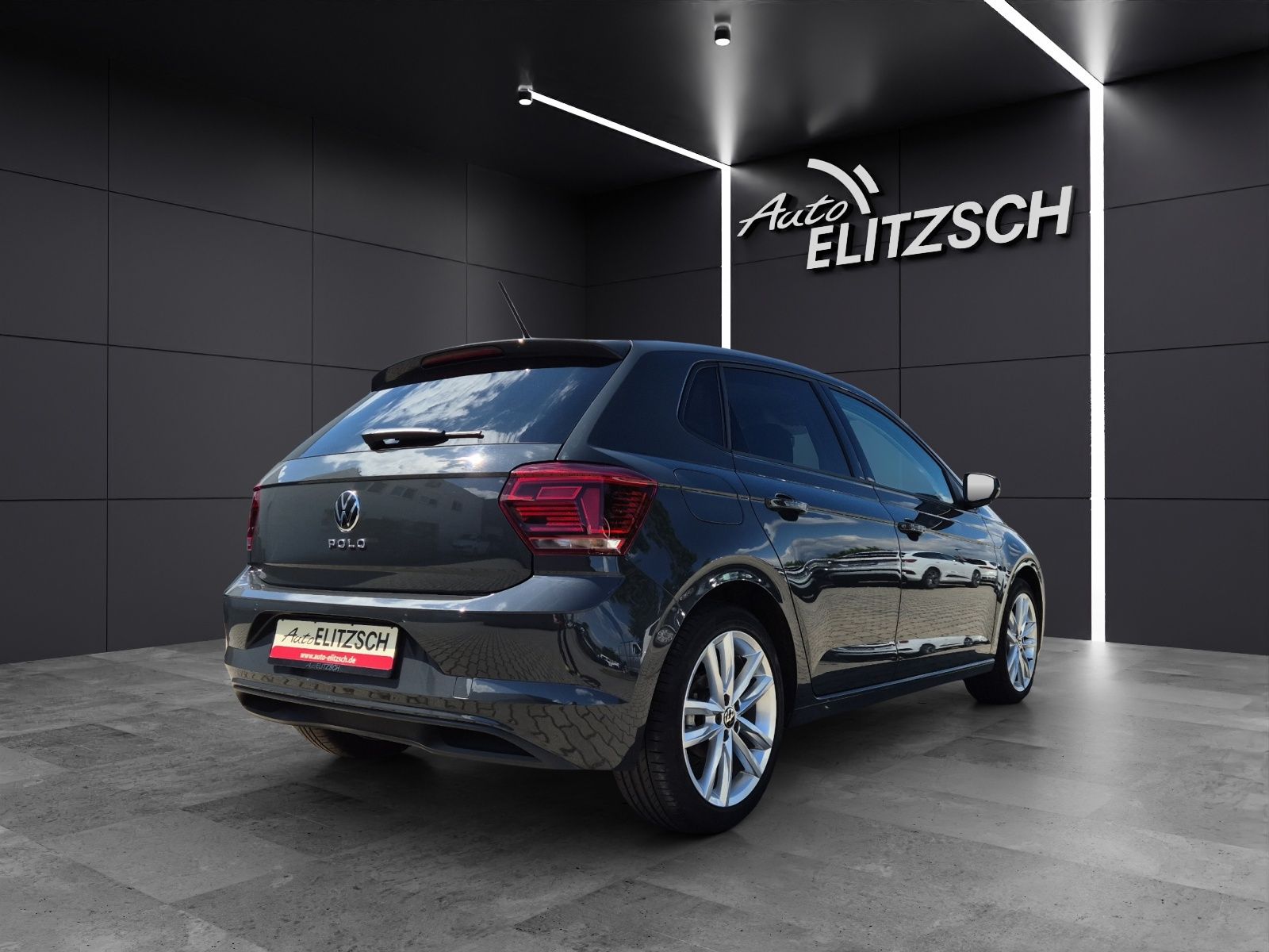 Fahrzeugabbildung Volkswagen Polo TSI Highline Navi AID RFK SH LM