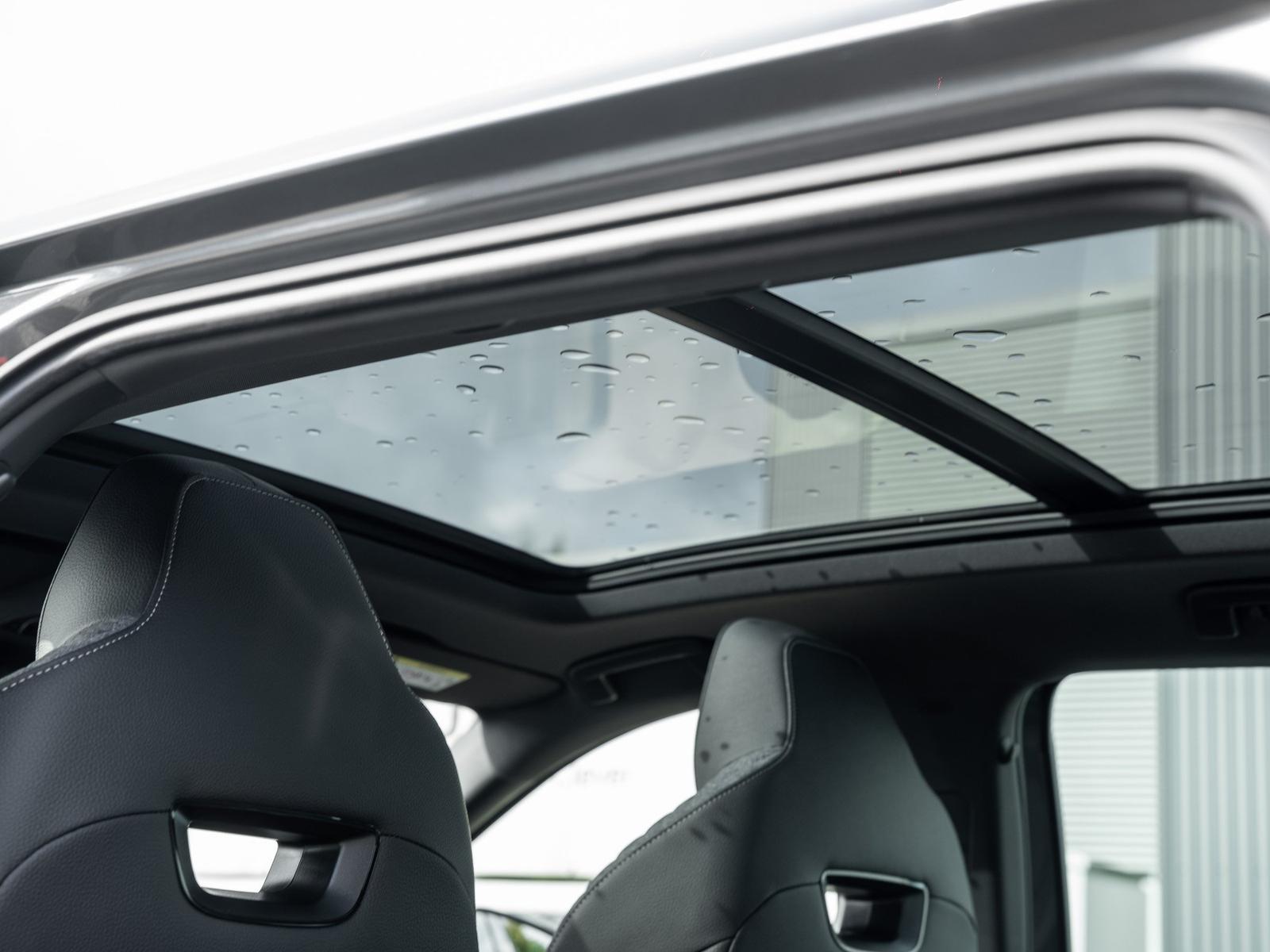 Skoda Octavia Combi Sportline 2.0 TSI DSG 4x4 AHK Pano