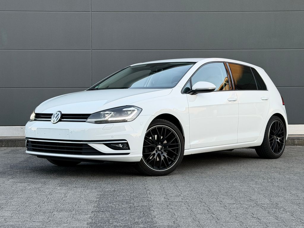 Image of Volkswagen Golf