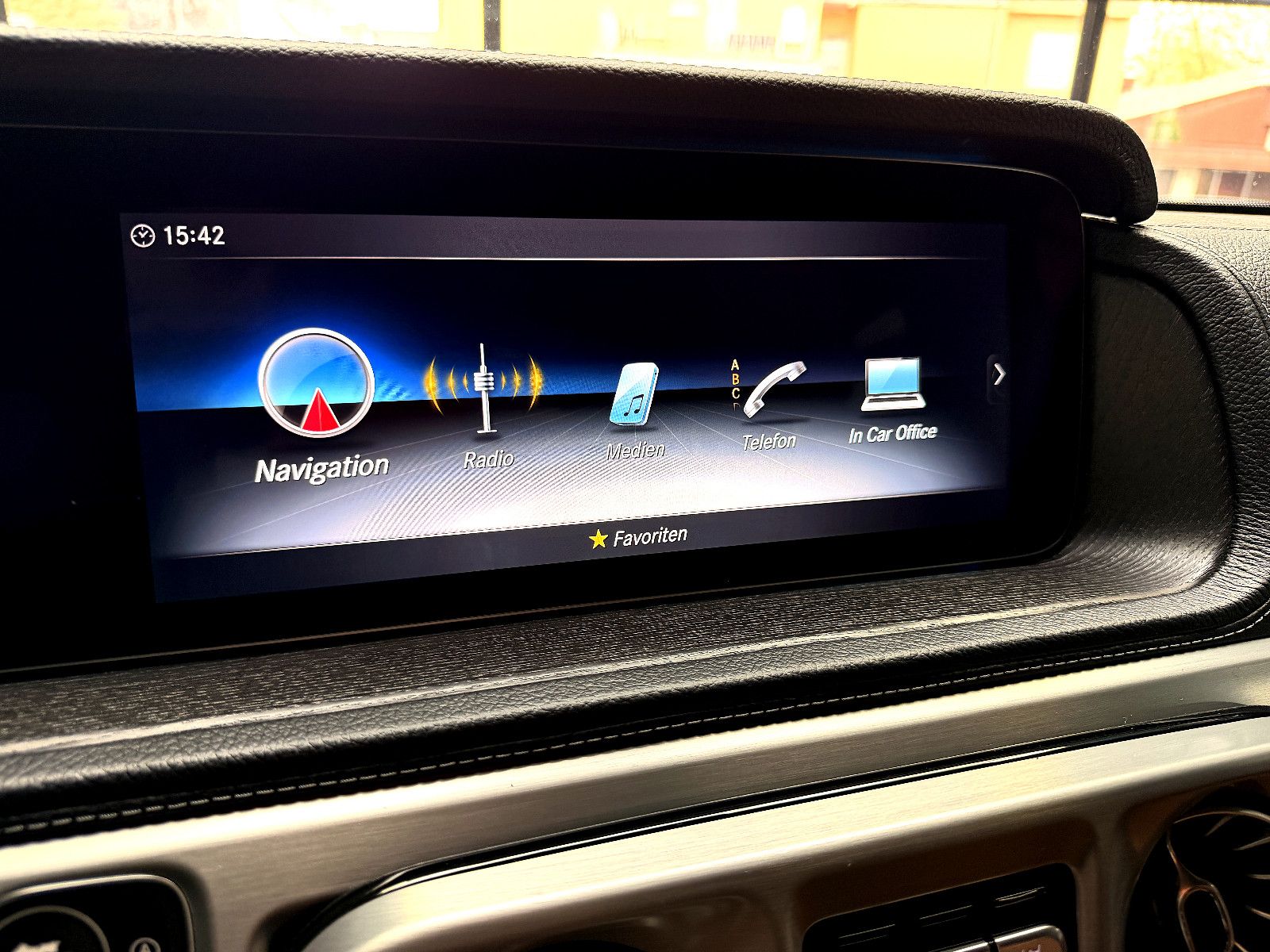 Fahrzeugabbildung Mercedes-Benz G 500 /AMG/22''ALU/AMBIENTE/360°KAM/STANDHEIZUNG