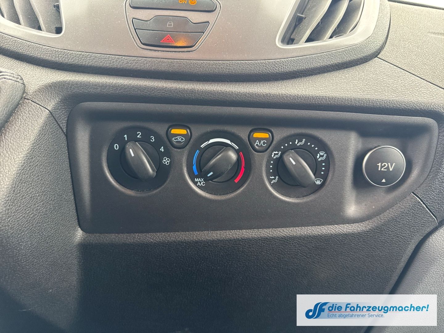 Fahrzeugabbildung Ford Transit 350 L3 Trend StandHZG *7436 *EXPORT