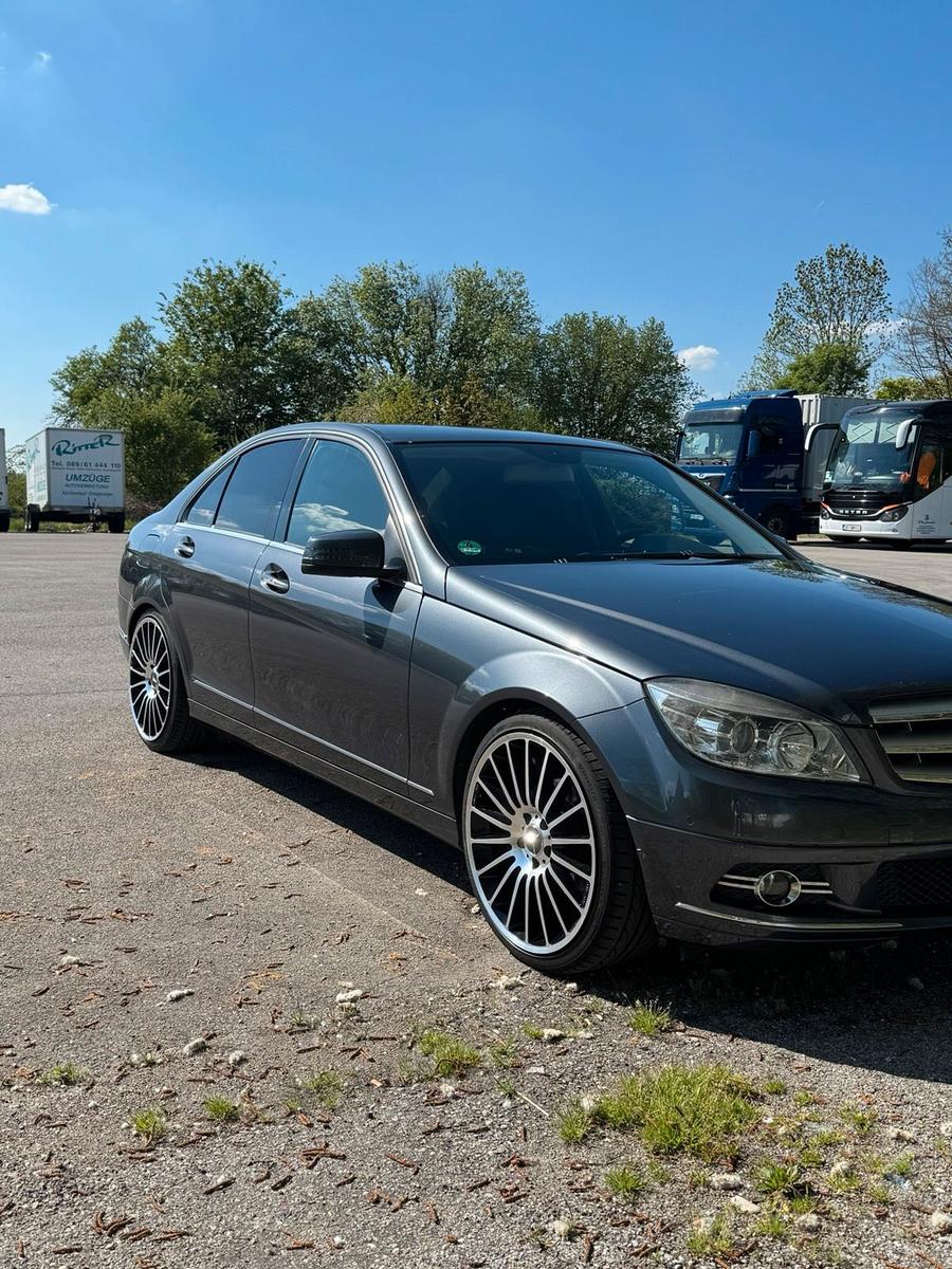 Mercedes-Benz C 180