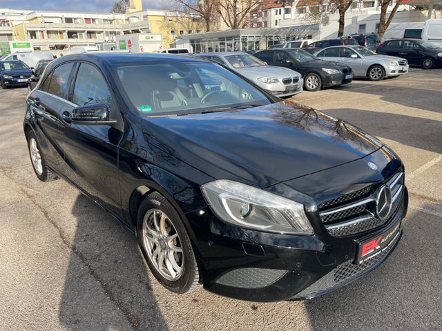 Mercedes-Benz A 180 A -Klasse A 180 BlueEfficiency Navi 1 Hand