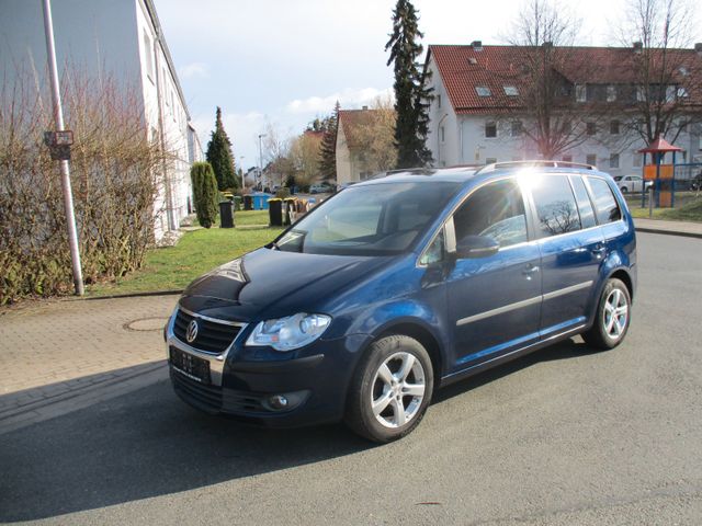 Volkswagen Touran 2.0 TDi /AHK/eSSD/TÜV NEU!!!