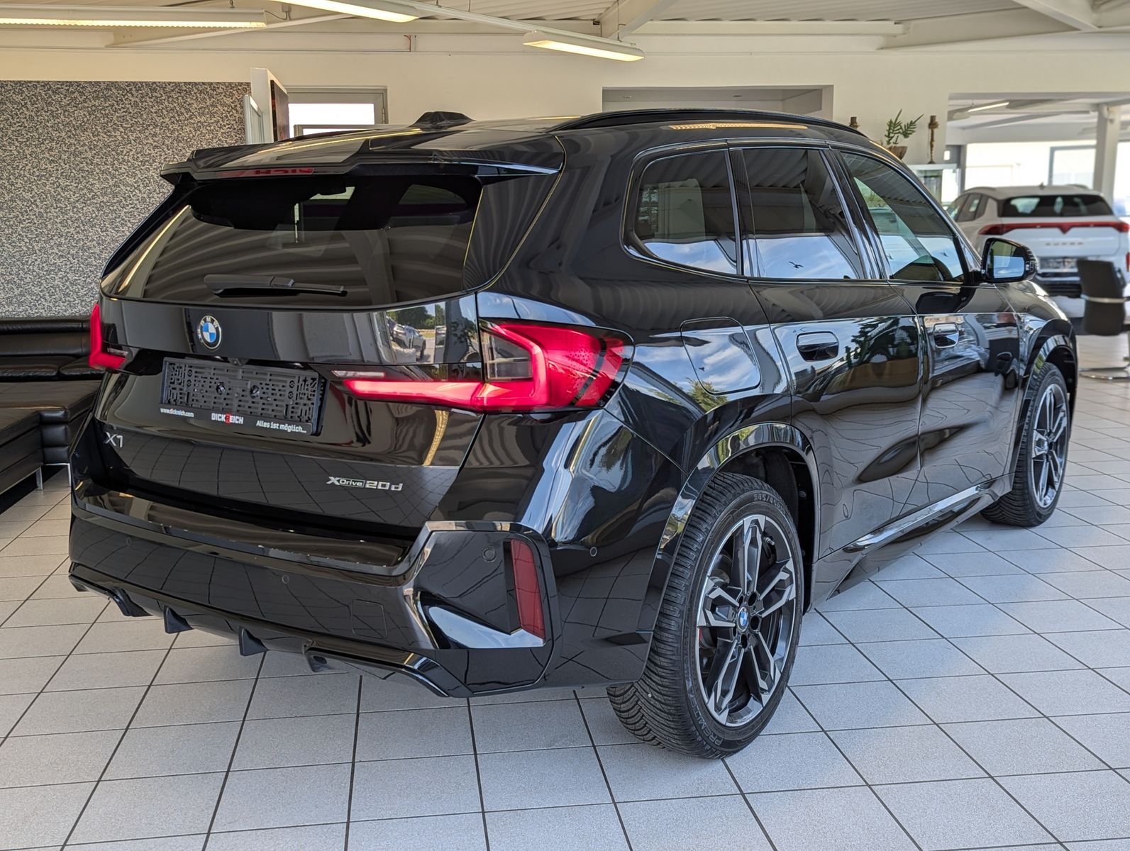 BMW X1 20d M-Sport-PRO Pano Innovation Harman AHK 19 - Image 7