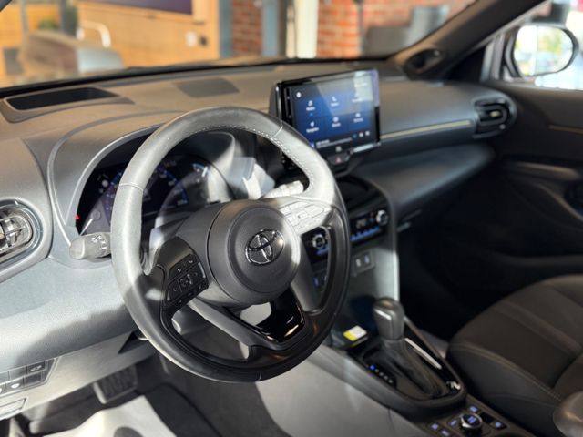 Toyota Yaris Cross Hybrid AWD-i Adventure