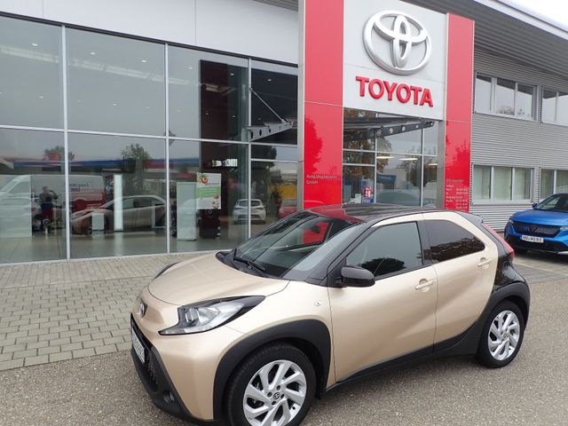 Toyota Aygo X Pulse /WKR