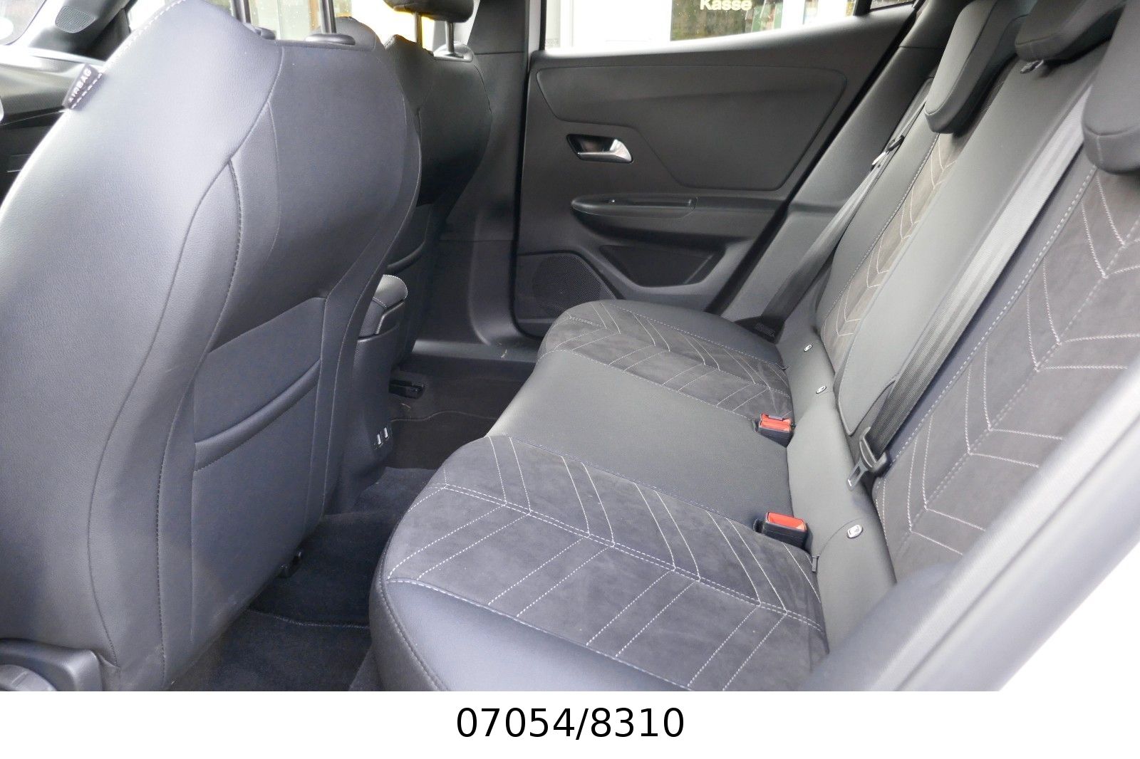 Fahrzeugabbildung Opel Mokka e Ultimate