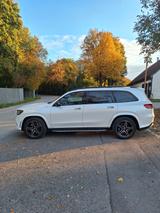 Mercedes-Benz GLS 400 d 4MATIC - - weiße Mercedes-Benz GLS 400