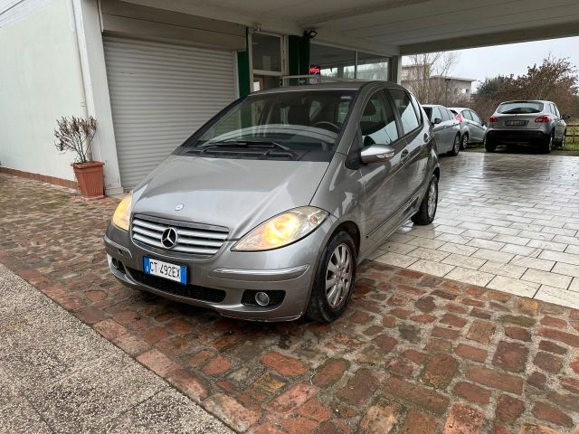 Mercedes-Benz Mercedes-benz A 180 CDI Elegance (12 RATE)