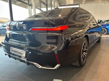 BMW 740 - 12