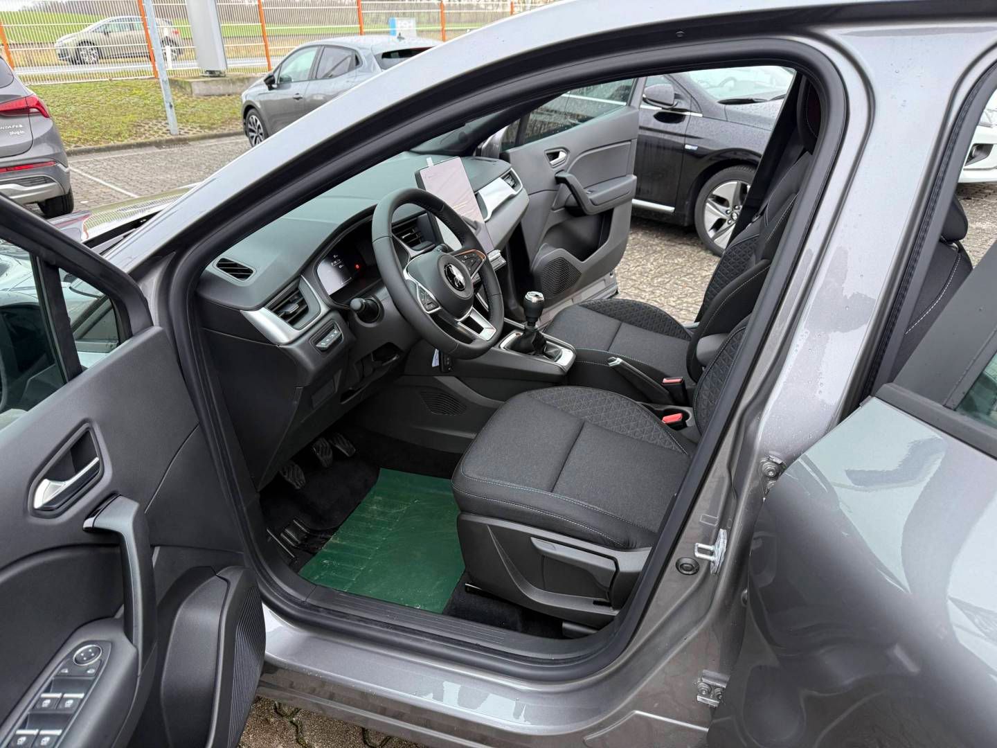 Fahrzeugabbildung Mitsubishi ASX Basis