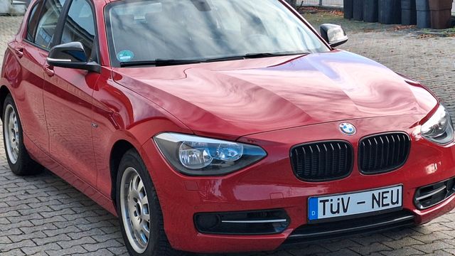 BMW 118i Sport Line  TüV-Neu! Service-Neu!