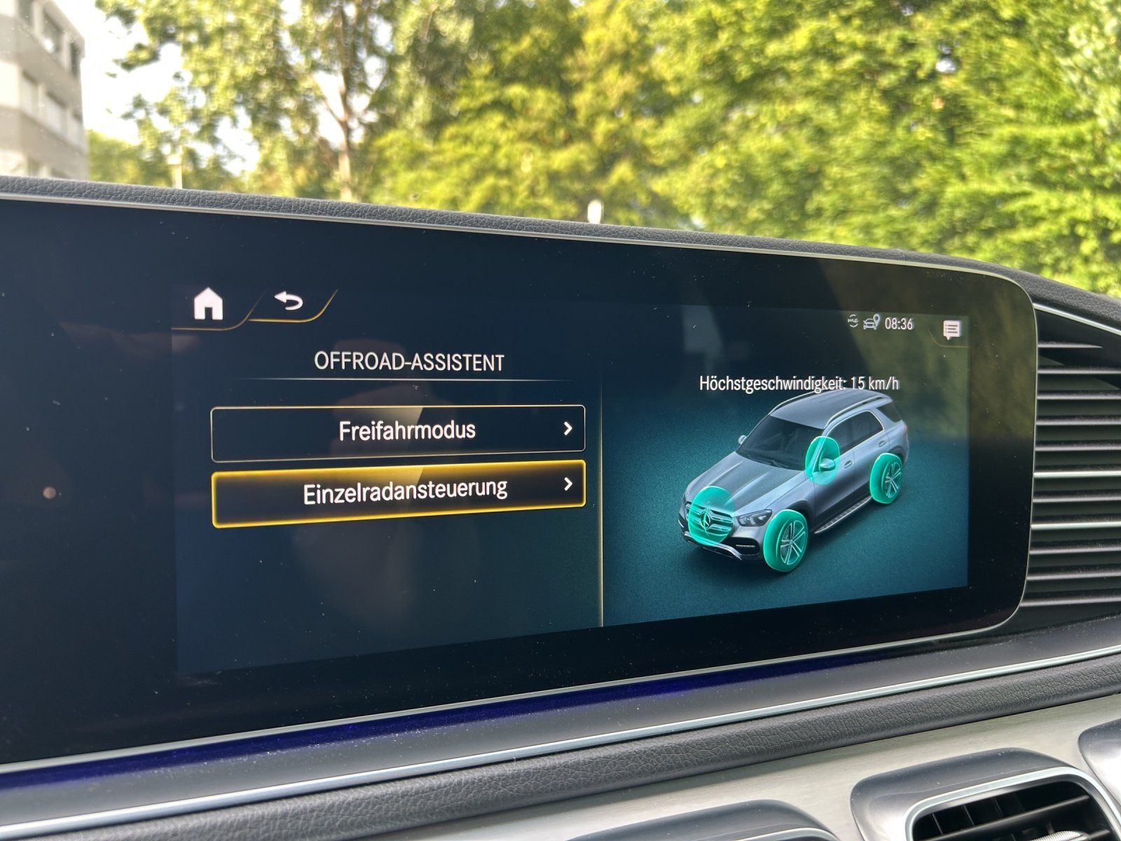Fahrzeugabbildung Mercedes-Benz 4M AMG int+22" E-Active DISTRO Memo MLED HUD