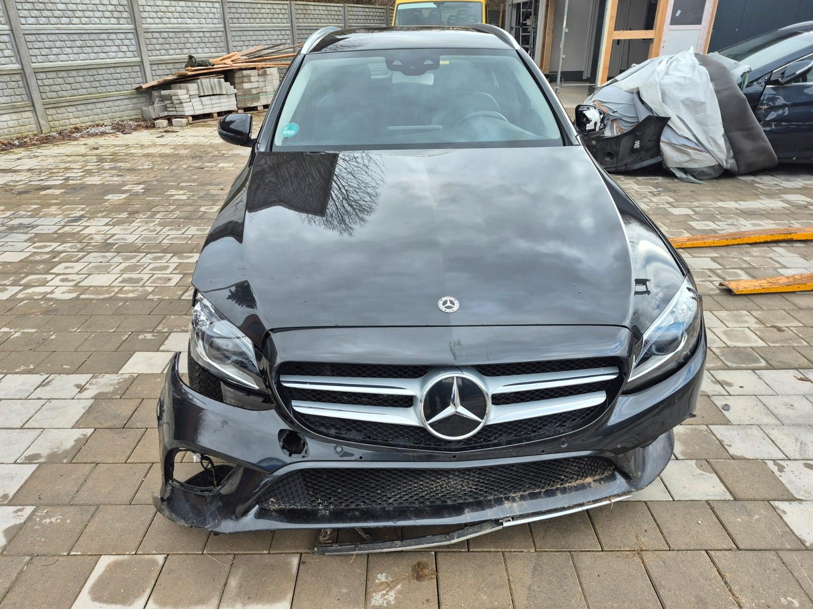 Mercedes-Benz C 220 d 4MATIC T Autom.