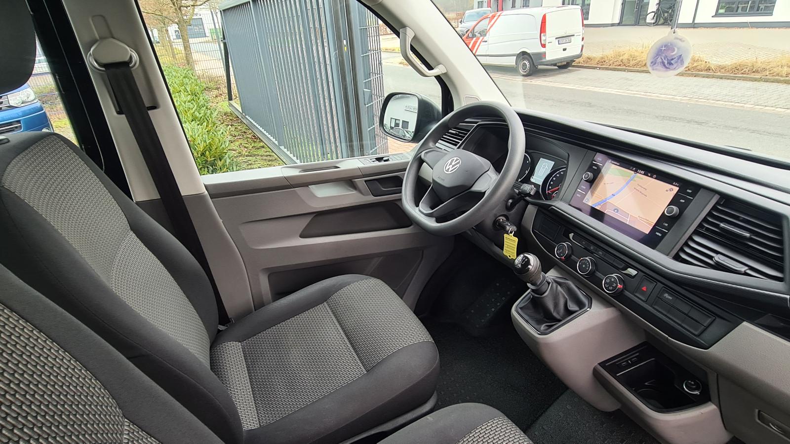 Volkswagen T6.1 Transporter Kombi 2.0 TDI -9.SITZER*NAVI-