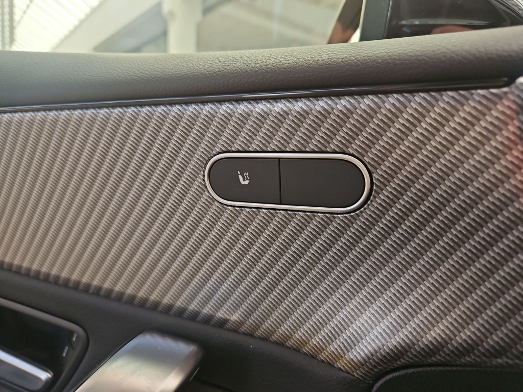 Fahrzeugabbildung Mercedes-Benz A 180 Progressive Night Navi LED SHZ SpurH KAM