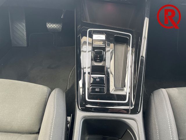 Golf VIII 1.5 eTSI Style DSG ACC LED SHZ Navi DA