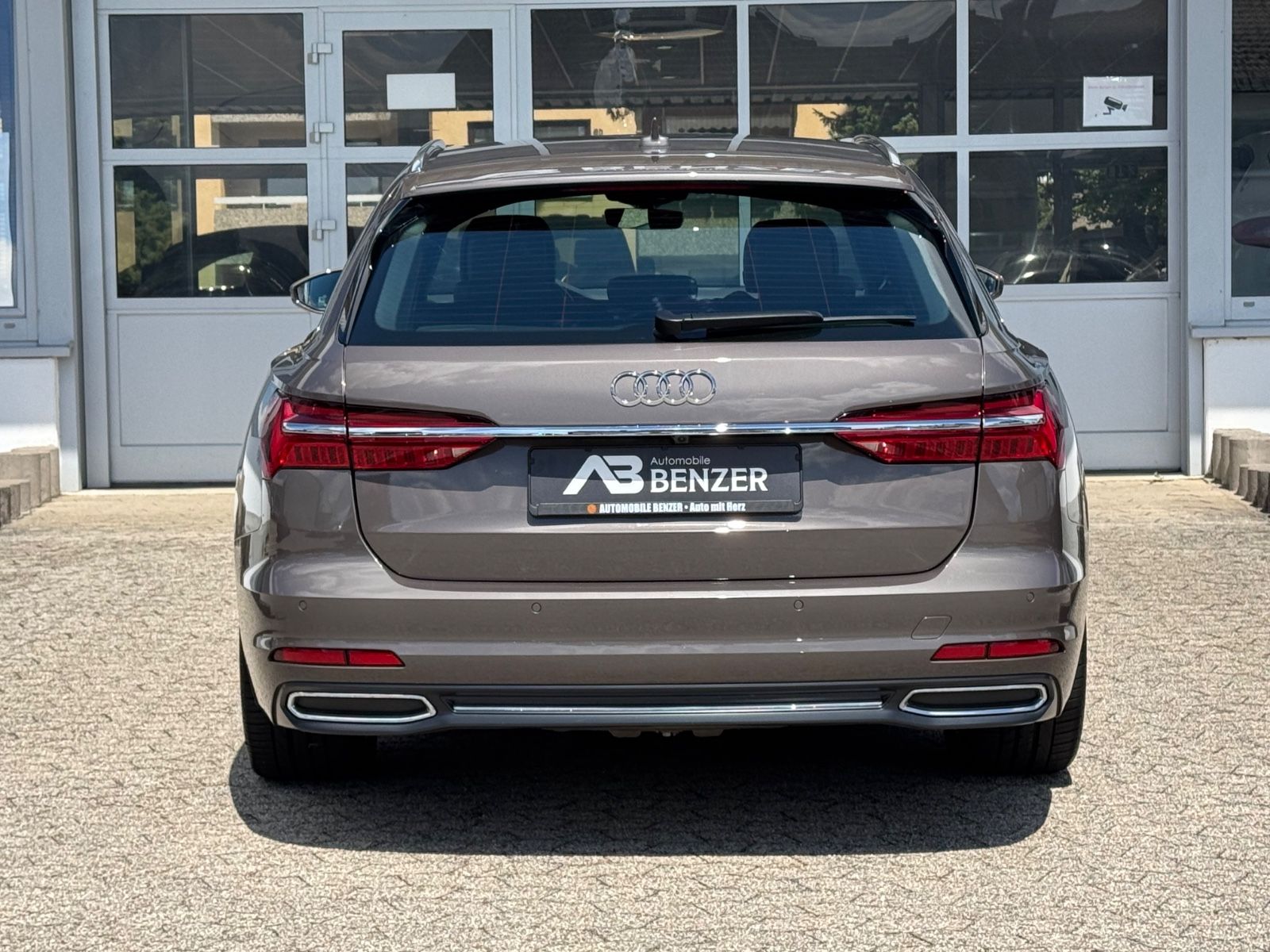 Fahrzeugabbildung Audi A6 50 TFSI e quattro design/LEDER/AHK/CARPLAY/1H