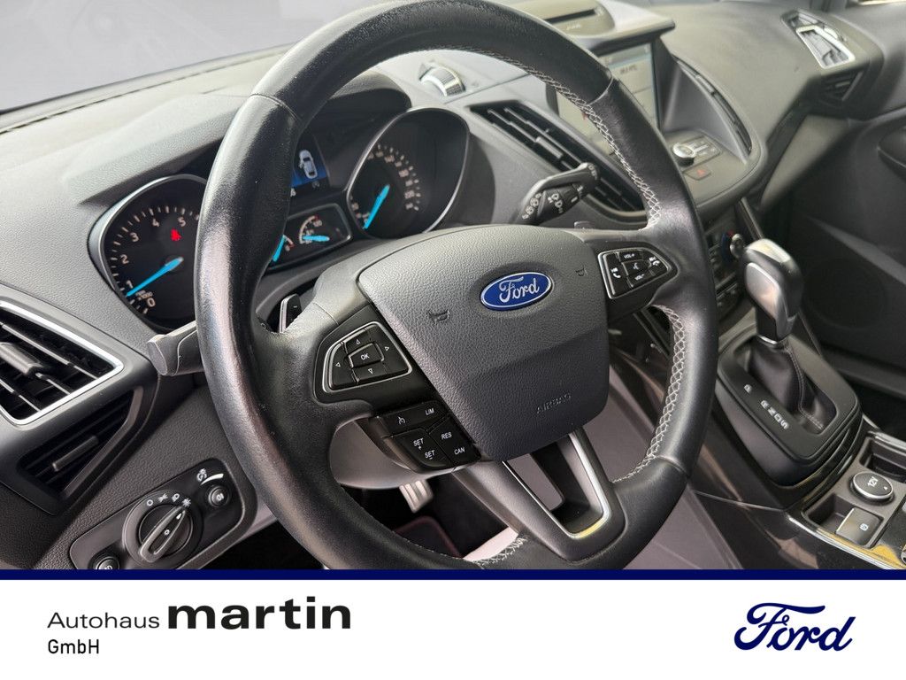 Fahrzeugabbildung Ford Kuga 1.5 ST-Line 4x4 SHZ PDC XENON NAVI AHK