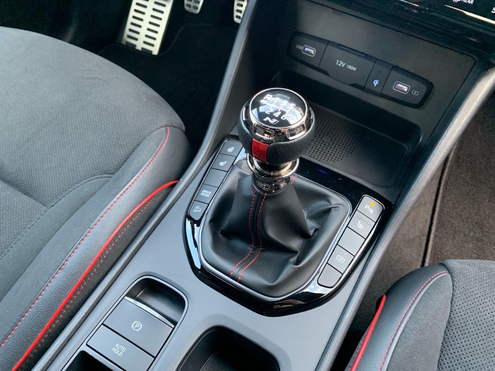 Fahrzeugabbildung Hyundai TUCSON 1.6 T-GDI N Line Mild-Hybrid Navi LED