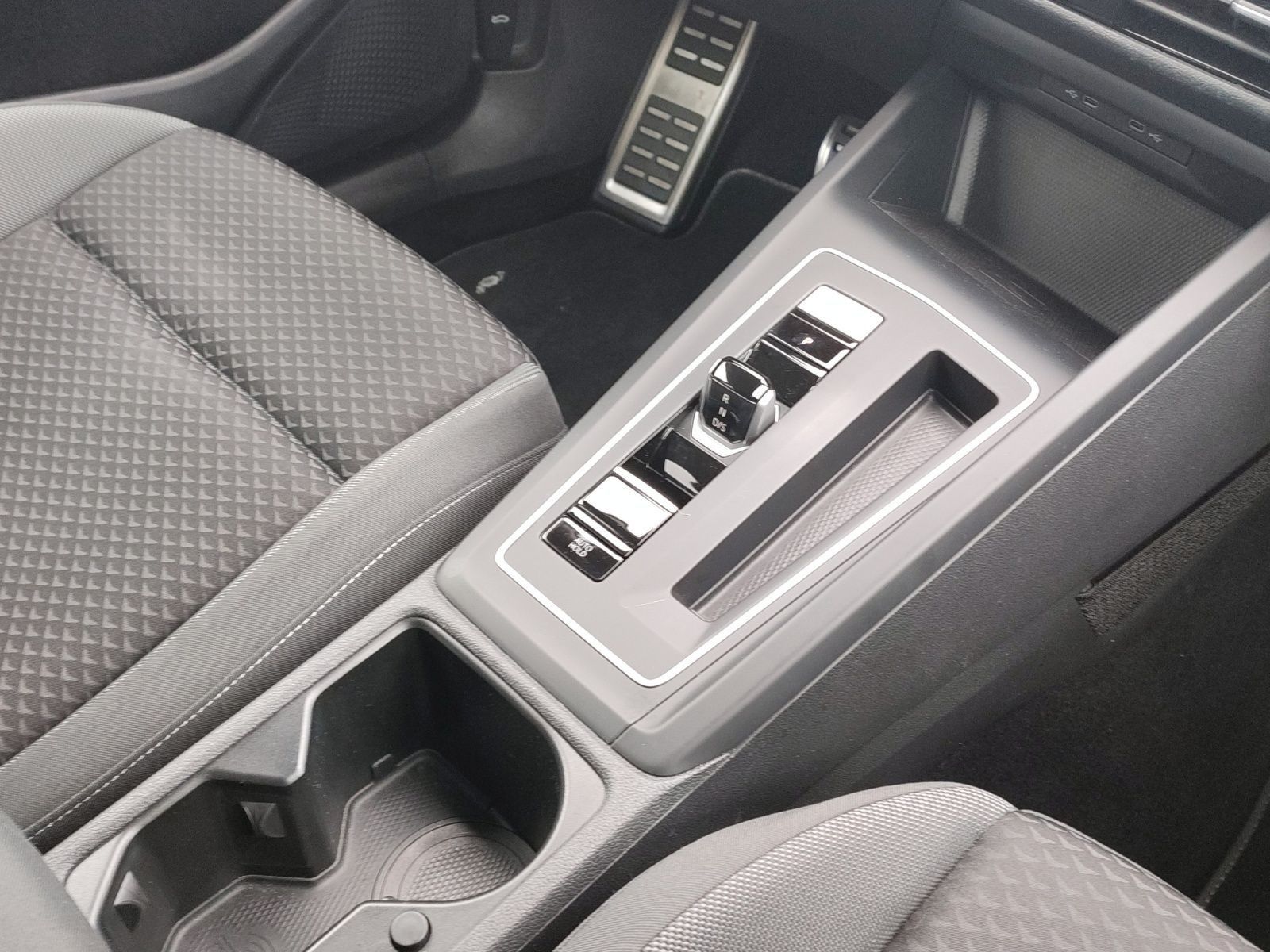 Volkswagen Golf - Bild 8