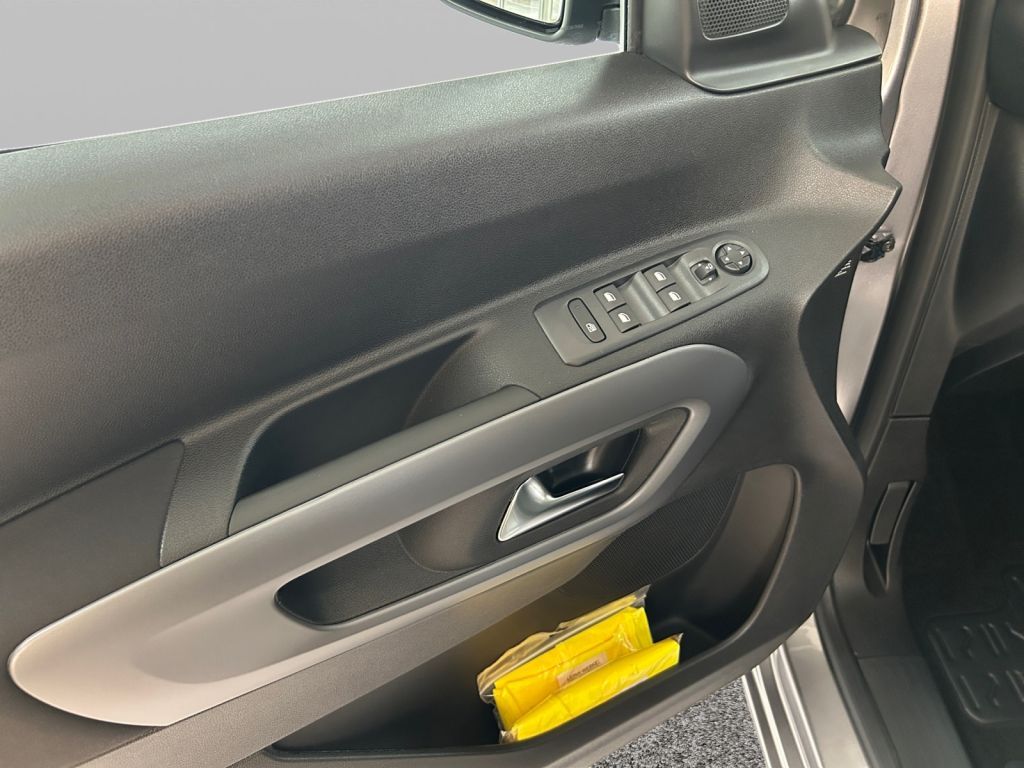 Fahrzeugabbildung Opel Combo 1.5 D 96kW AT N1 Edition
