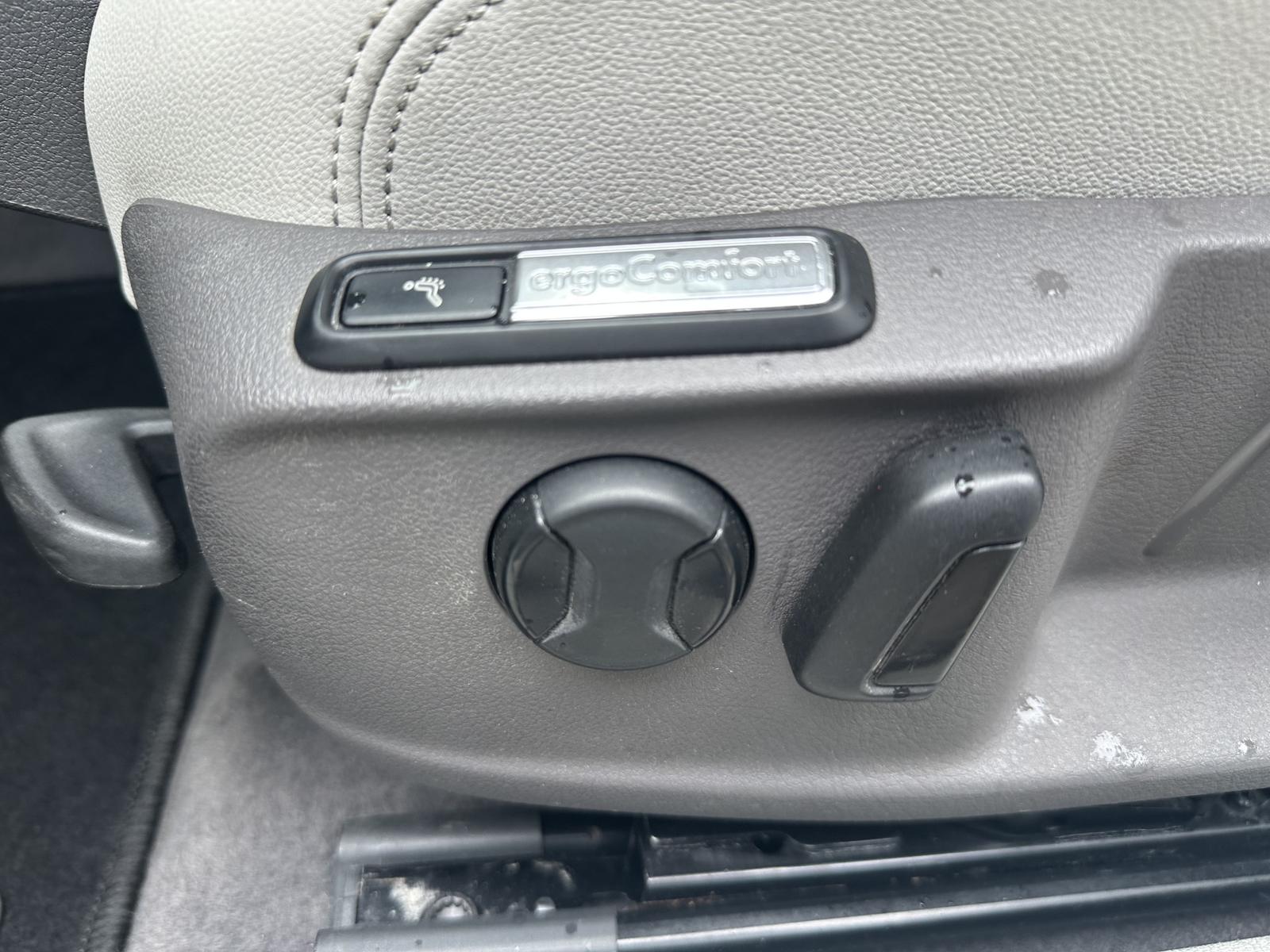 Volkswagen Passat 2.0 TDI DSG 4M Business NAV+LED, миниатюра 20