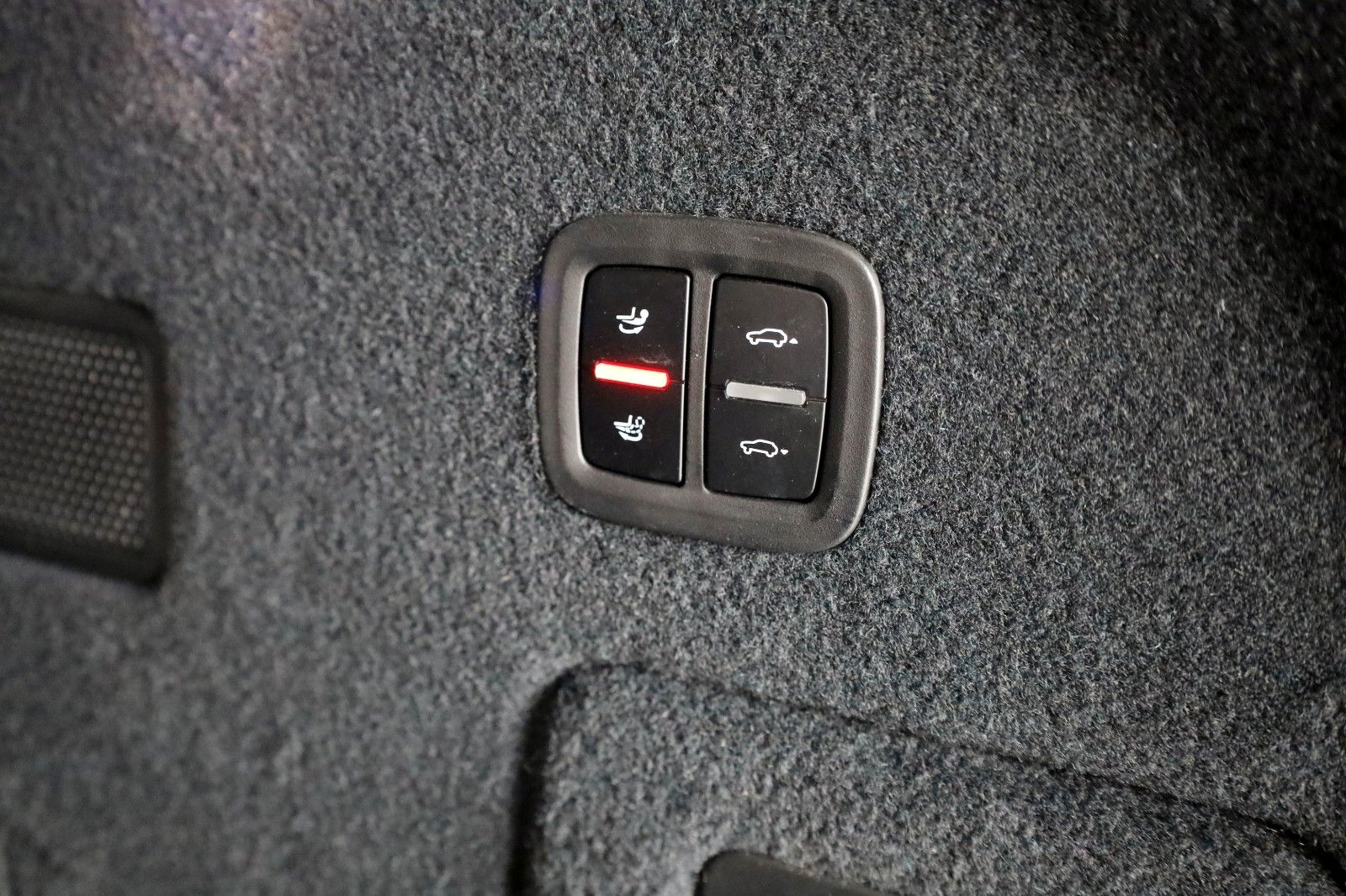 Fahrzeugabbildung Porsche Cayenne Turbo,Matrix-LED,360Kamera,Pano,AHK+WR