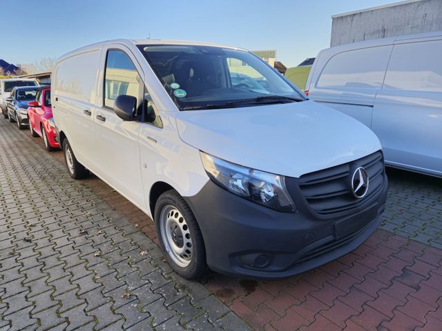 Mercedes-Benz Vito Kasten eVito 112 lang 60 kW/DC Laden 80 kW 