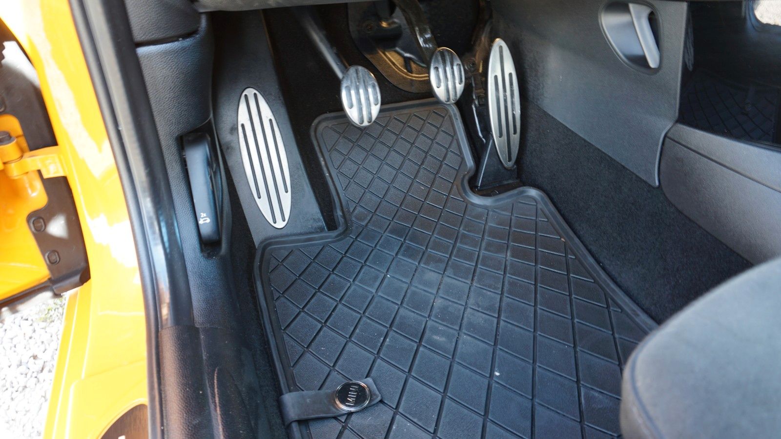 Fahrzeugabbildung MINI John Cooper Works LED,Navi,Harman&K,SH,PDC,SR+WR