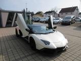 Lamborghini Aventador LP 720-4 Roadster 50° Anniversario - : mit Navigationssystem, 720