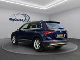 Volkswagen Tiguan 2.0 StandHz.I AHKI LEDI CarPlayI Garantie - mit Benzin-Antrieb: Blau, Geländewagen
