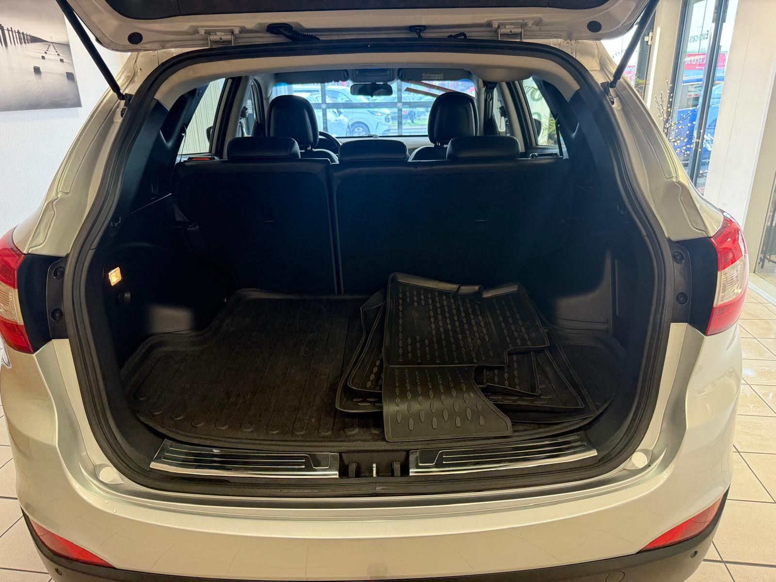 Fahrzeugabbildung Hyundai ix35 blue Finale 2WD /AHK/ KLIMA/SITZHEIZUNG