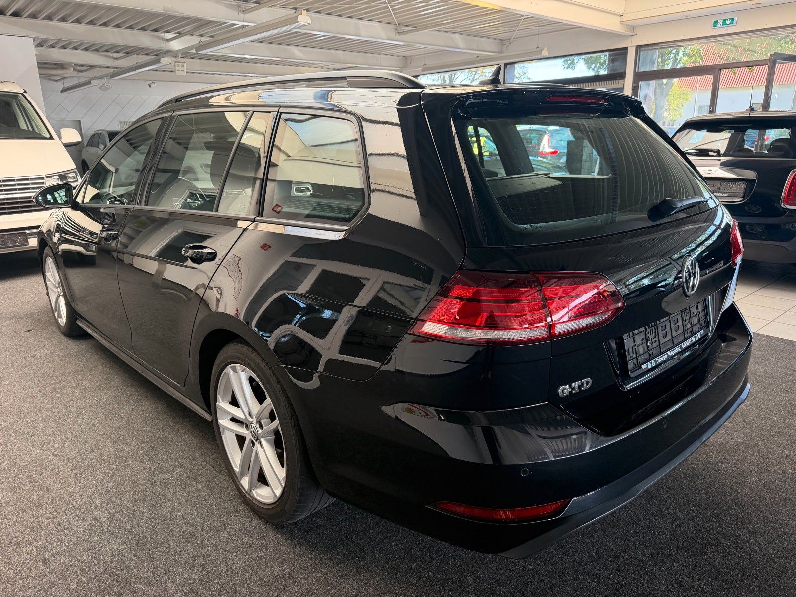Volkswagen Golf VII Variant GTD DSG LED AHK Kamera ACC foto 4