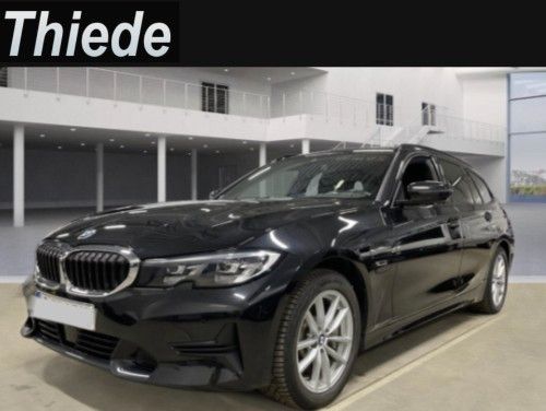 BMW 330 E TOURING X-DRIVE SPORT LINE NAVI/KMAERA/AHK