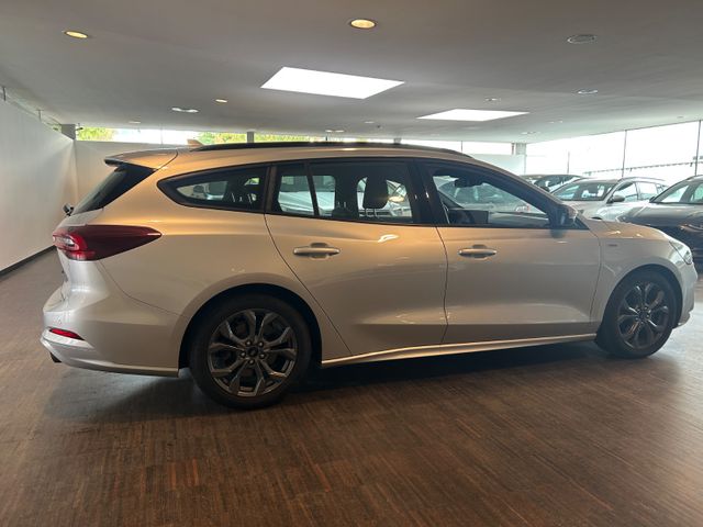 Fahrzeugabbildung Ford Focus Turnier ST-Line*Automatik*SYNC4*Scheckh.