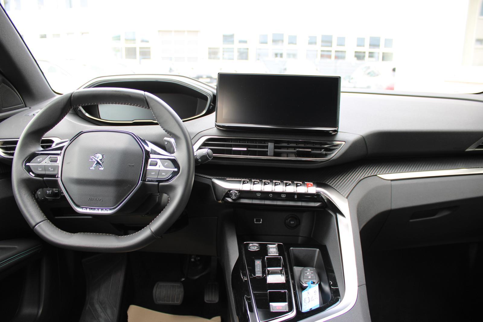 Peugeot 3008 136 MHEV Allure Pack, eDCS6, NAVI,KAMERA
