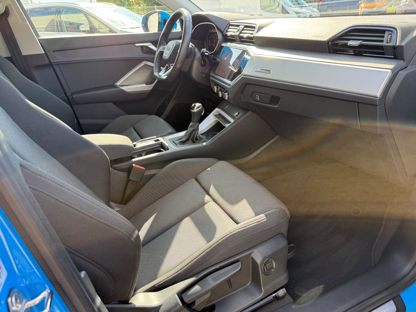 Fahrzeugabbildung Audi Q3 35 TDI S Line LED ACC TWA Navi el. Heckkl. Fu