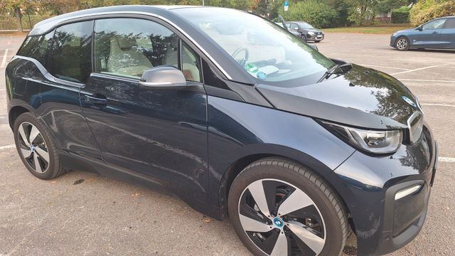 BMW i3 (120 Ah), 125kW - mit Winter- + Sommeräder